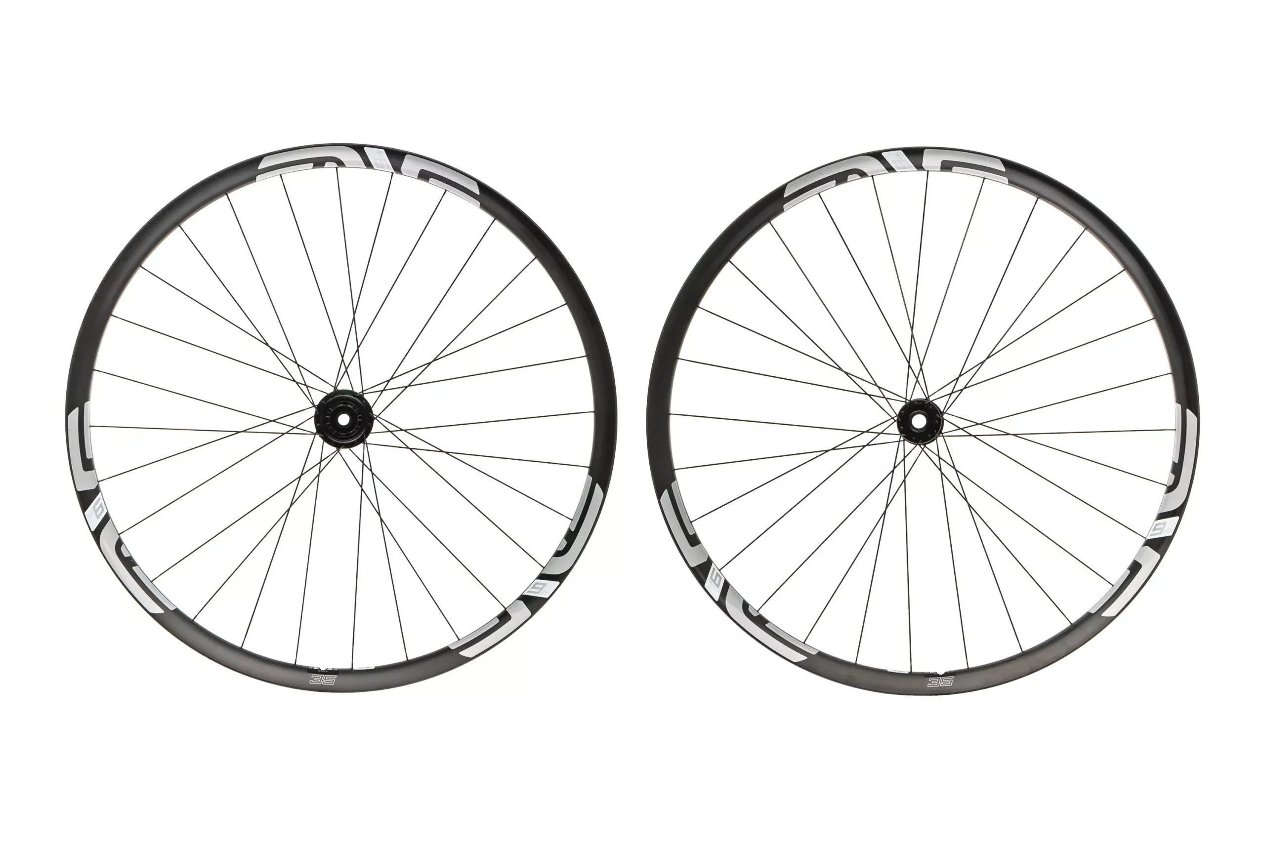 ENVE M635 w/ Industry 9 Hydra Hubs Carbon Tubeless 29" Wheelset