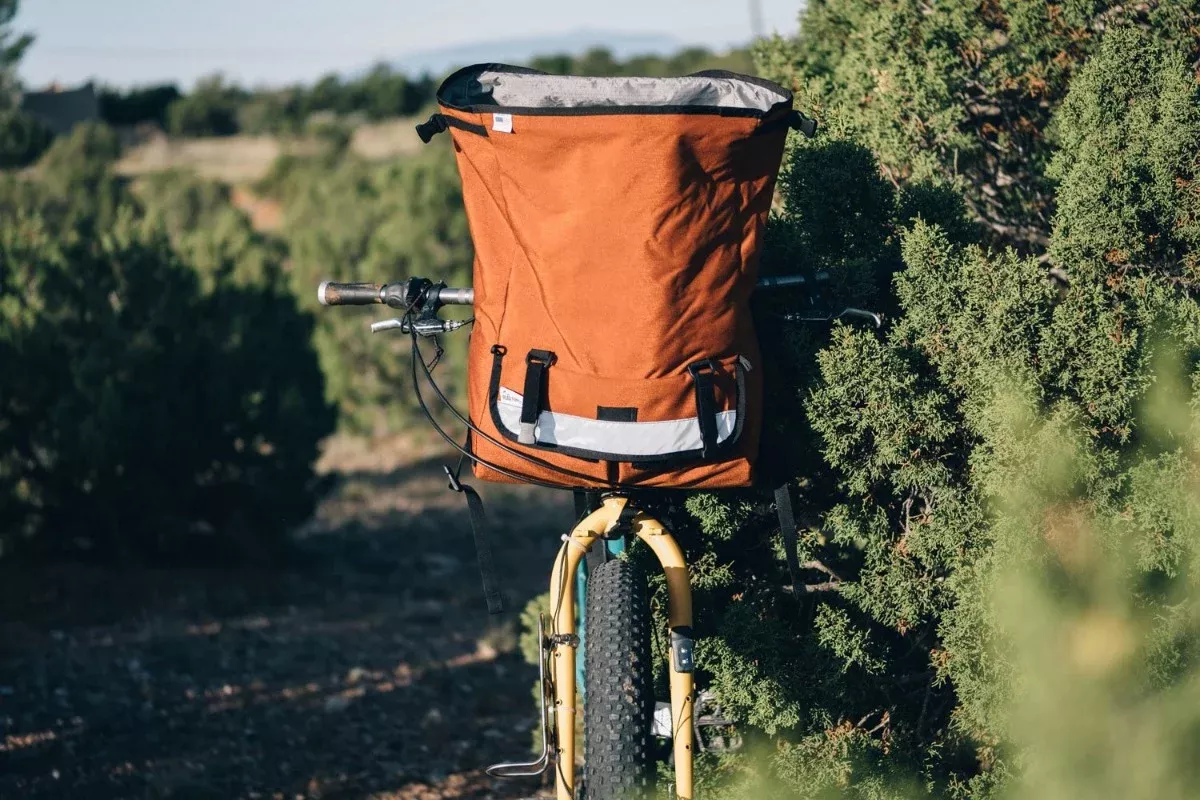 Jumbo Jammer Handlebar Bag: 17L
